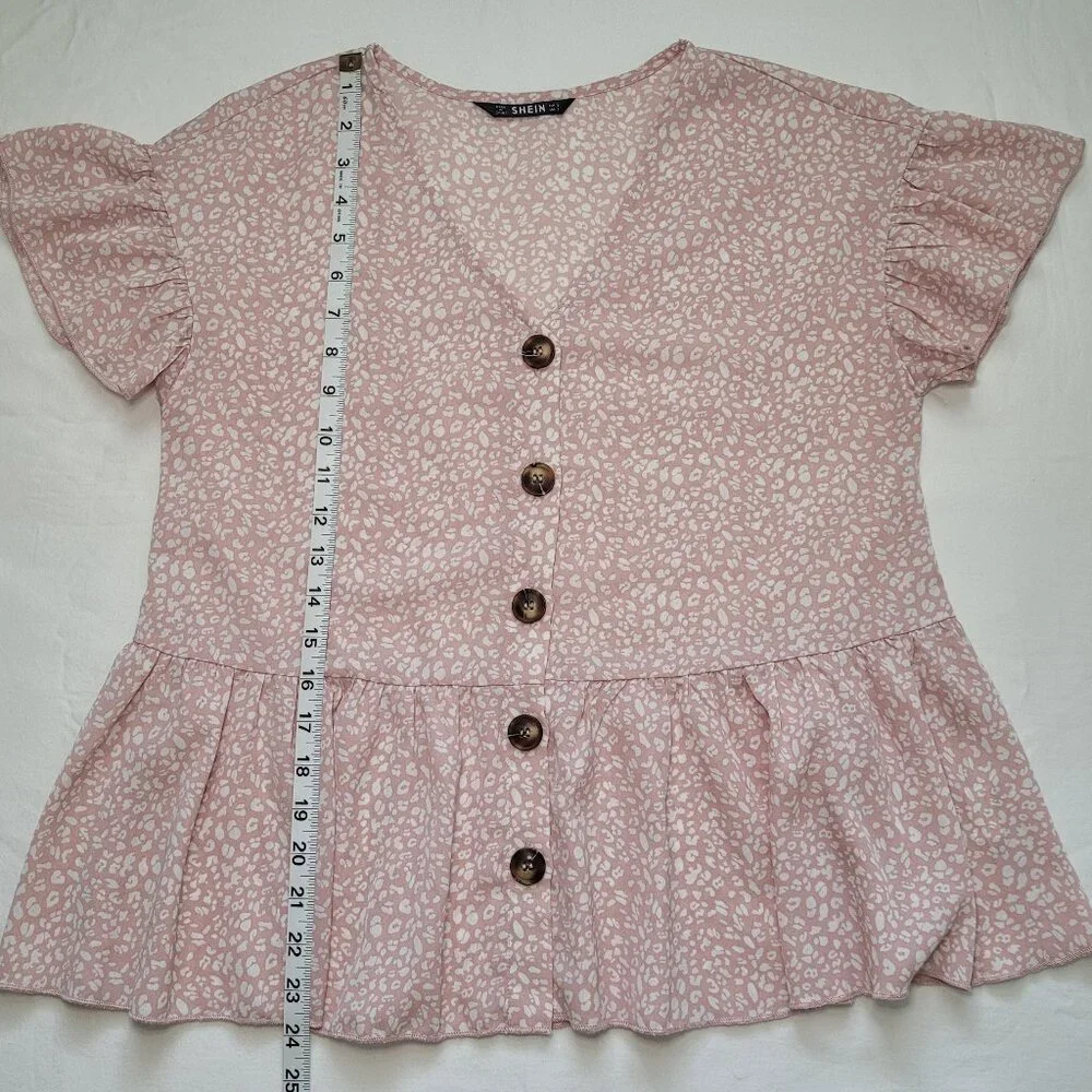 SHEIN Pink Animal Print Flutter Sleeve Peplum Blouse Size Small Coquette - Picture 7 of 8